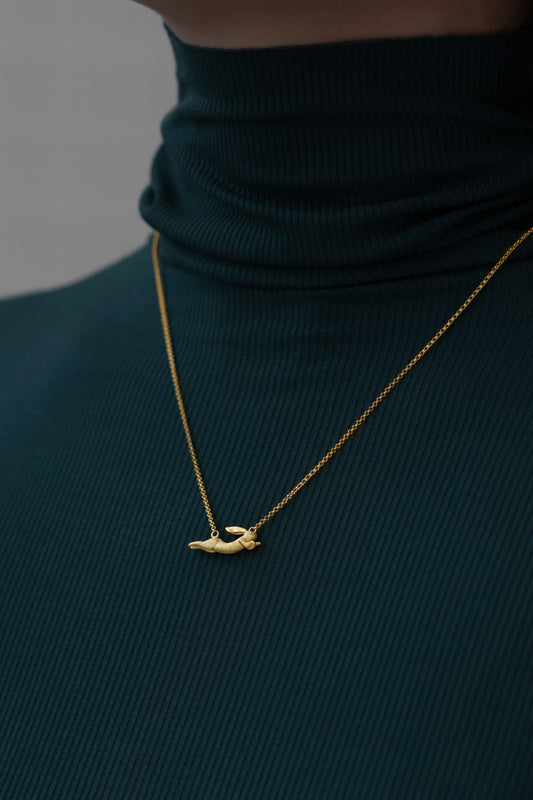 Chasing the Moon Pendant – Sterling Silver 925 Gold-Plated