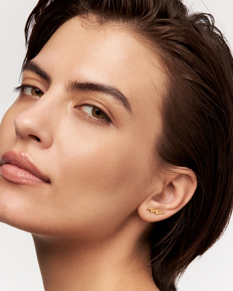 Bolts of Nyx – Earrings of Divine Spark