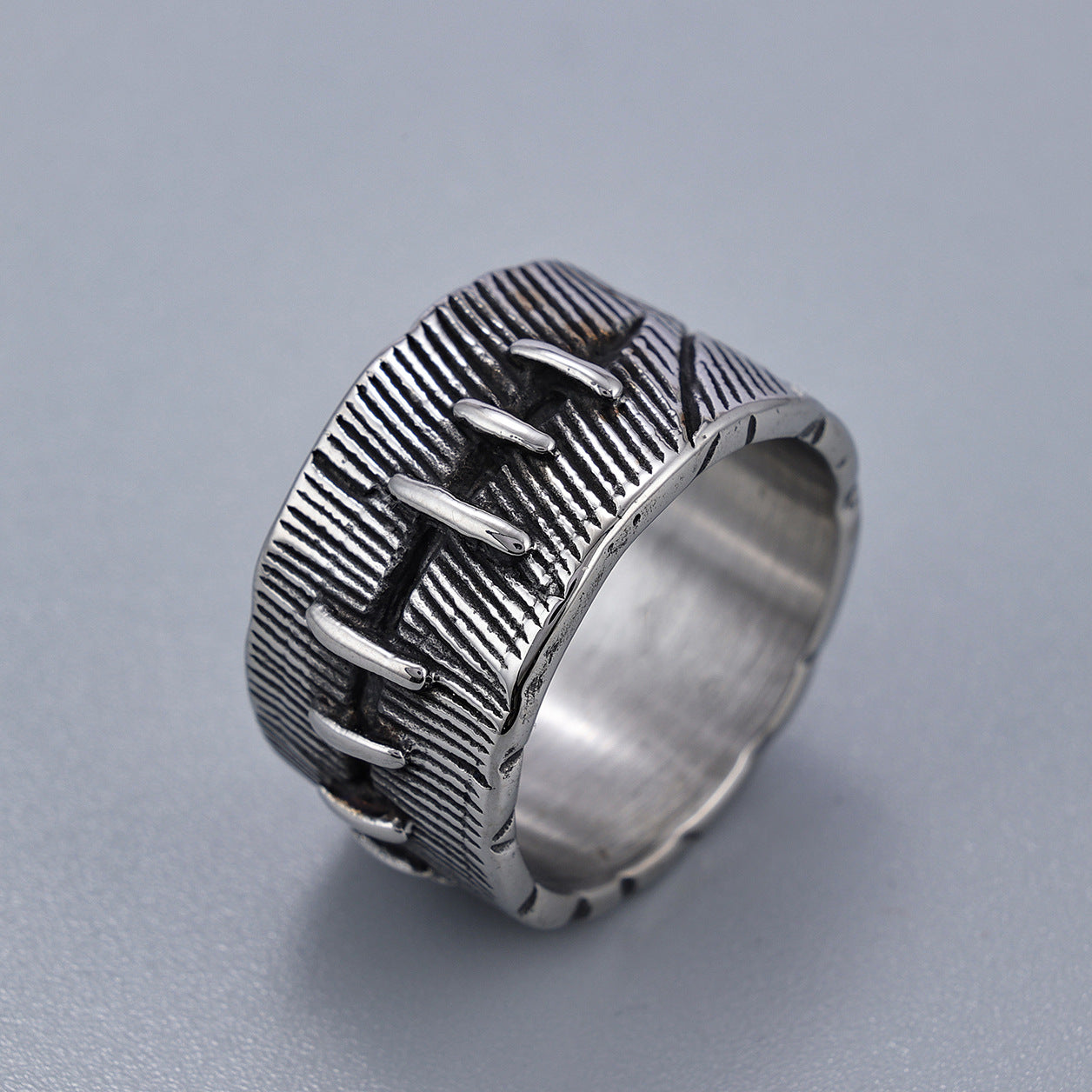 Stitched Valor – 925 Sterling Silver Ring