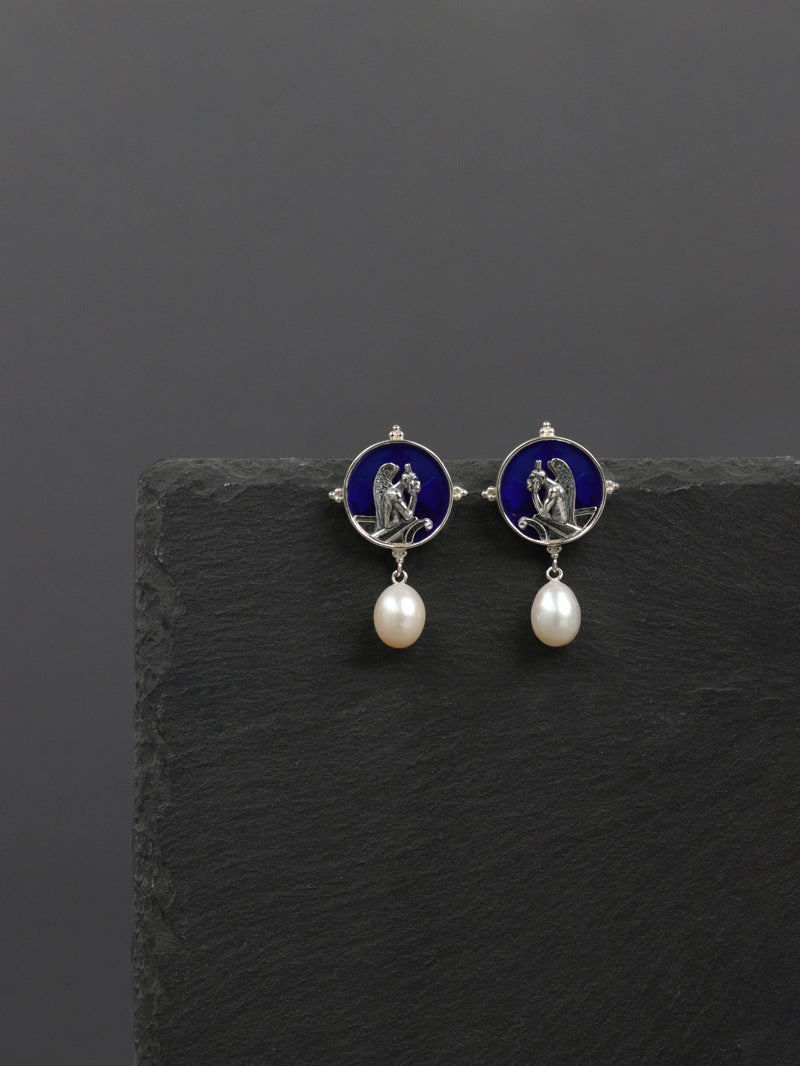 Night Stryge – Gothic Pearl Earrings in Silver 925