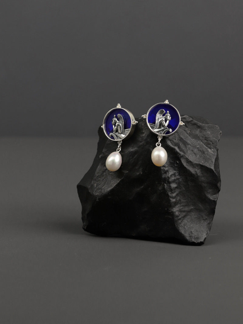 Night Stryge – Gothic Pearl Earrings in Silver 925