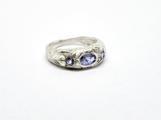 Florentine Engraved Silver Ring with Tanzanite