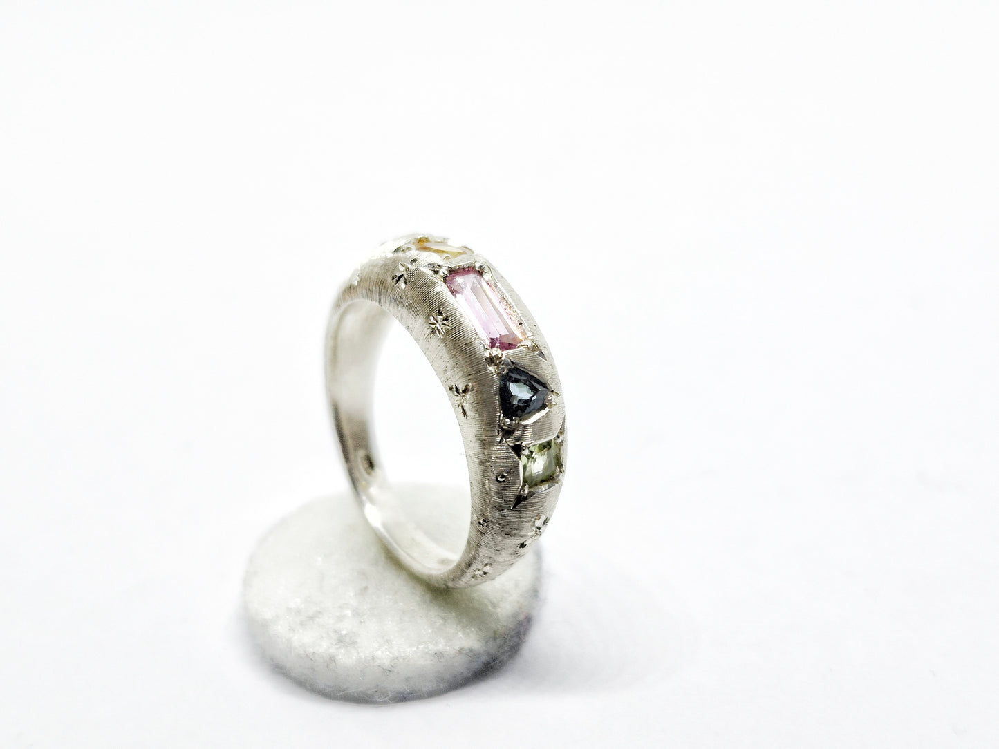 Florentine Renaissance Silver Ring – Hand-Engraved 925 Silver with Natural Gemstones