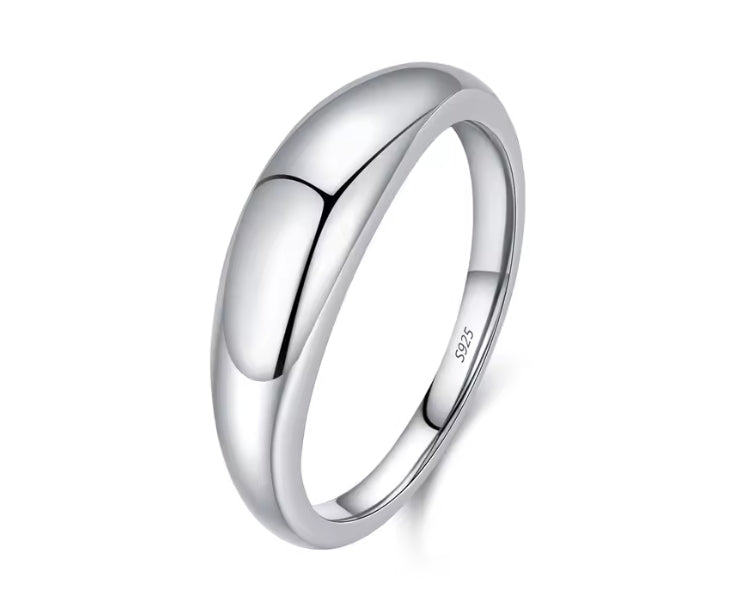 The Classic Silver Band Ring – 925 Sterling Silver