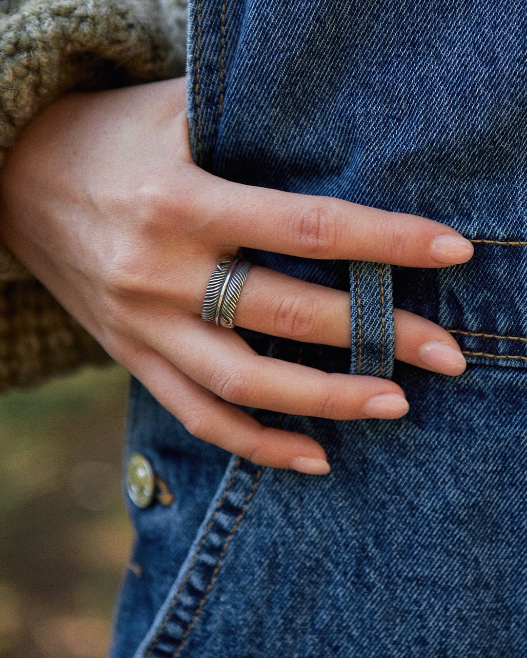 Whispering Feather - 925 Sterling Silver Adjustable Ring