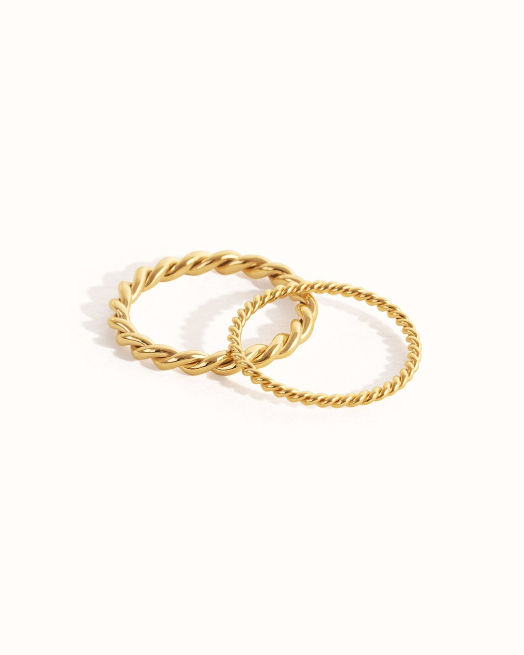 Twist Band Ring – 925 Sterling Silver (Gold Plated or Silver Finish)