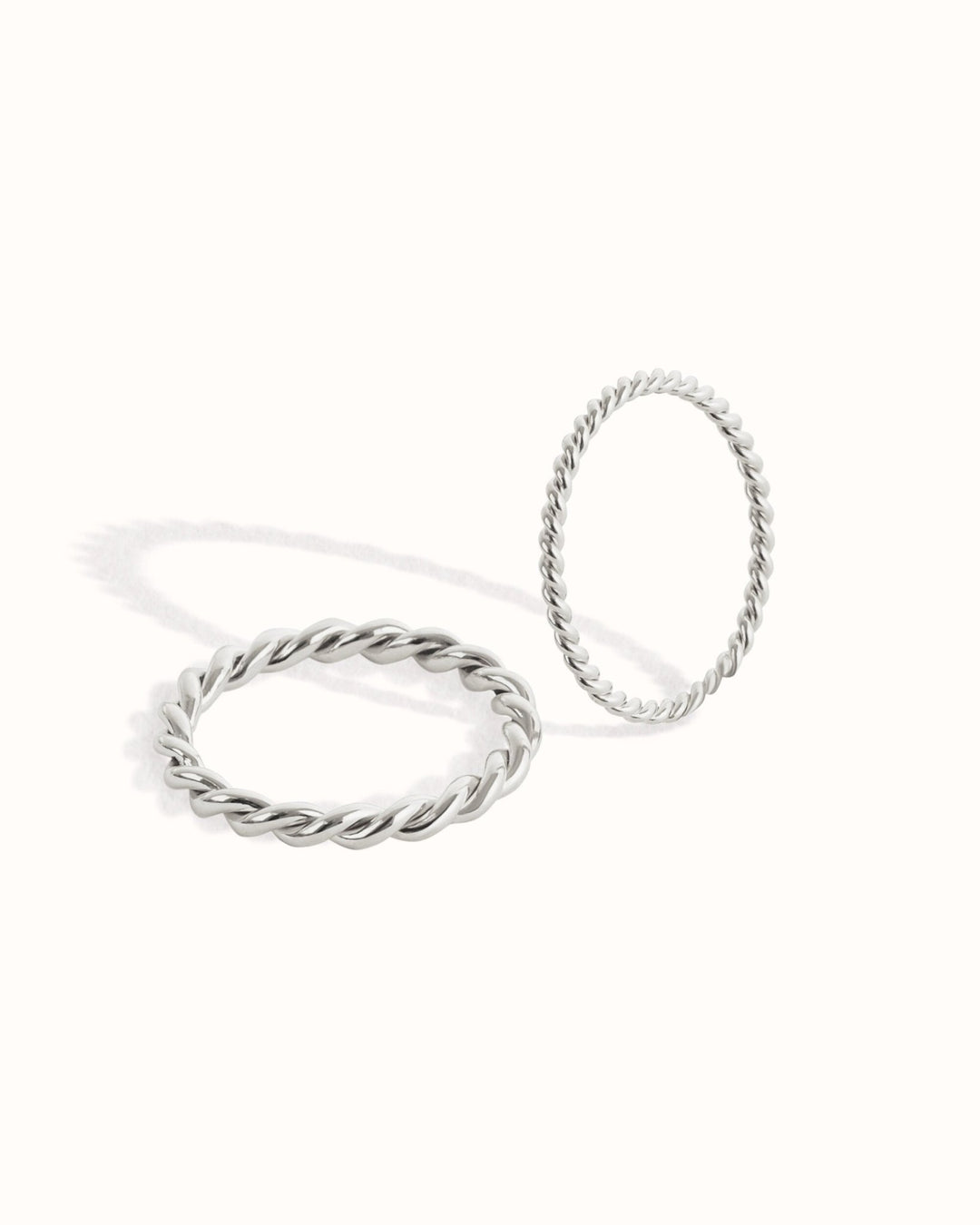 Twist Band Ring – 925 Sterling Silver (Gold Plated or Silver Finish)