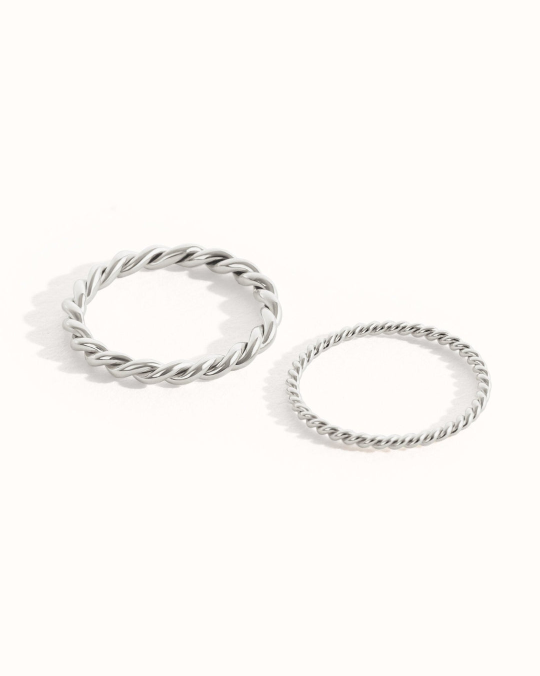 Twist Band Ring – 925 Sterling Silver (Gold Plated or Silver Finish)