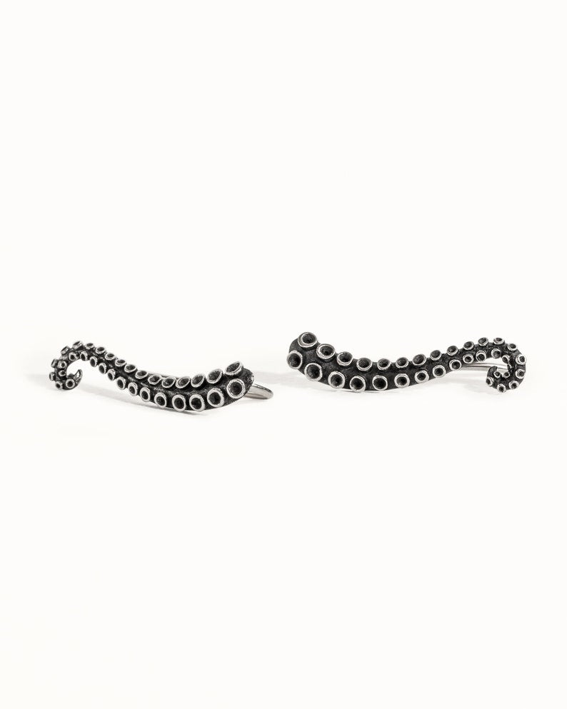 Abyssal Tentacle Earrings – Silver Octopus-Inspired Jewelry